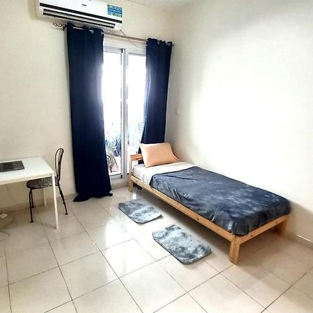 Dubai Homestay - Private Single Room Luaran gambar